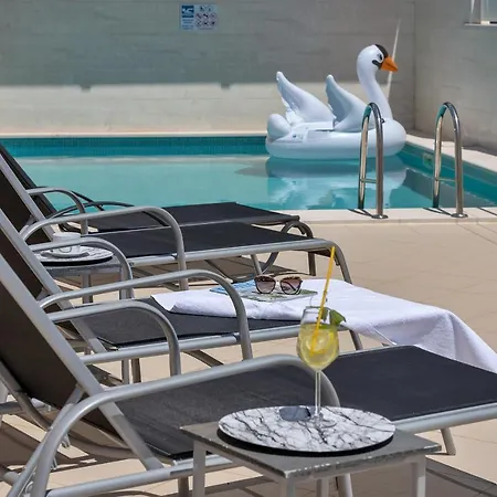 Willa Vesna With Heated Pool Makarska