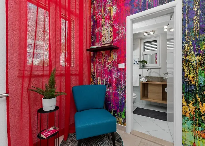 Villa Vesna With Heated Pool Makarska