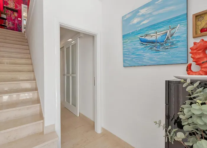 Vesna With Heated Pool Villa *