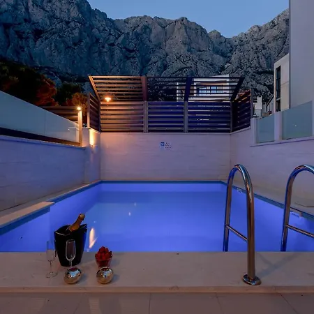 Вилла Vesna With Heated Pool *